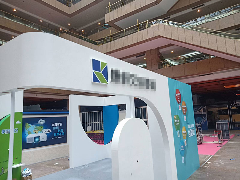 進櫃撤櫃．世貿撤櫃